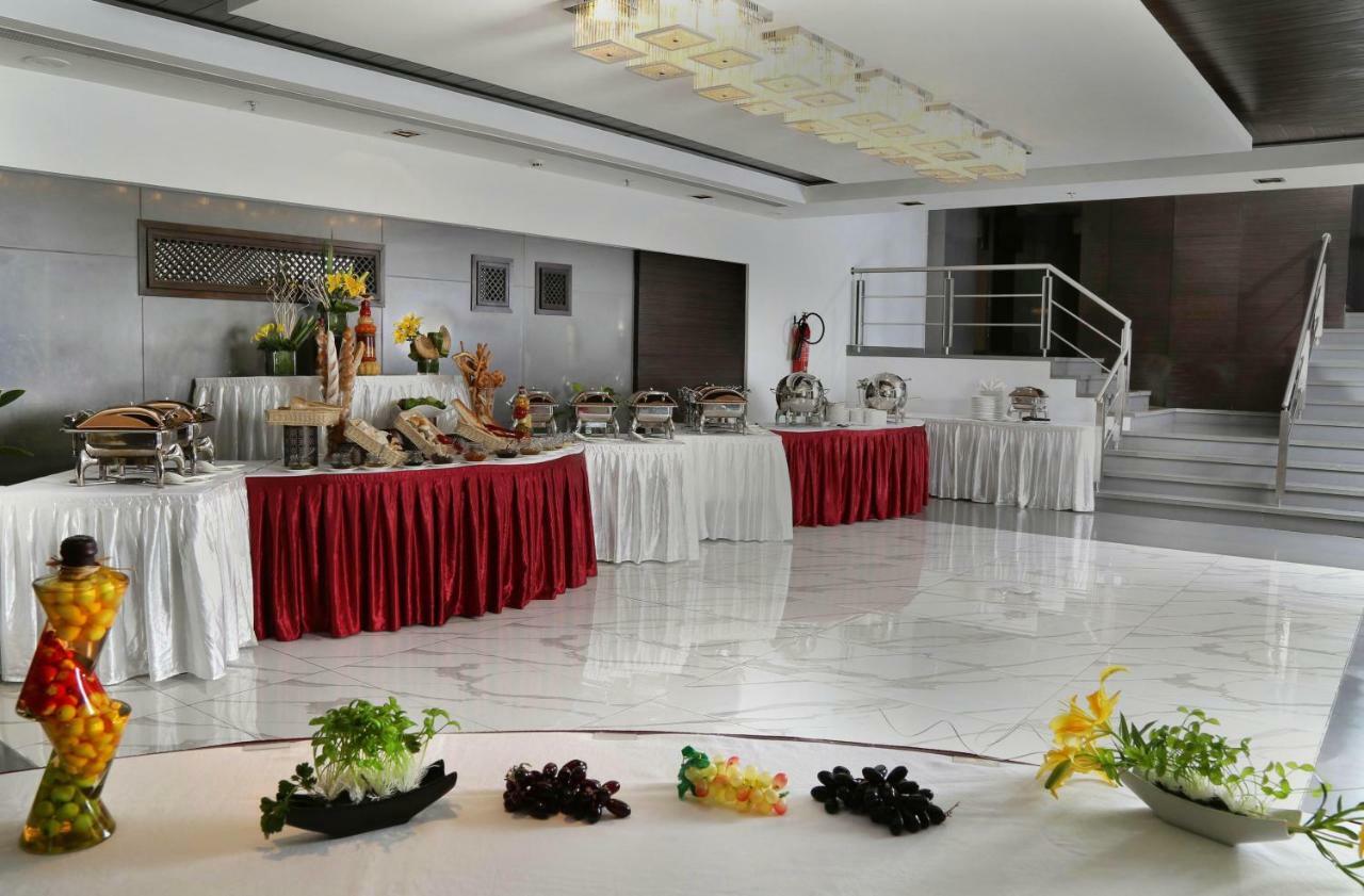 Country Inn & Suites By Radisson Navi Mumbai Eksteriør bilde